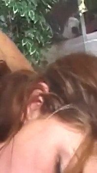 Napalona brunetka MILF Głębokie gardło pulsujące BBC kapiące spust wszędzie