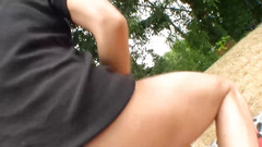 Dat Ass: 야외에서 섹스하는 겸둥이 갈색 머리 비