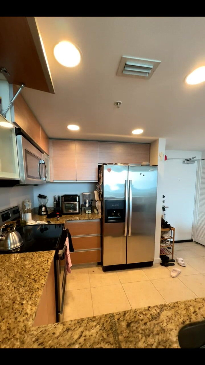 Dani Valentina: हैलो बेबी!