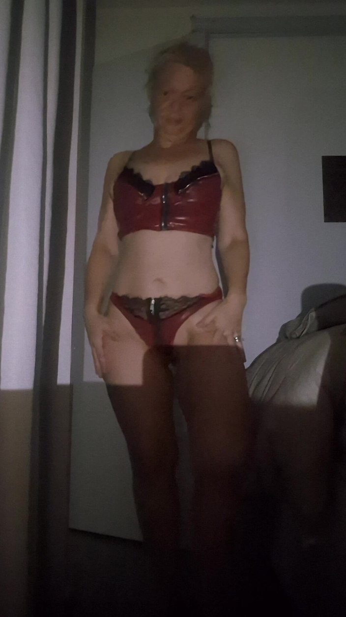 Sofy13: Saya semua panas, basah dan