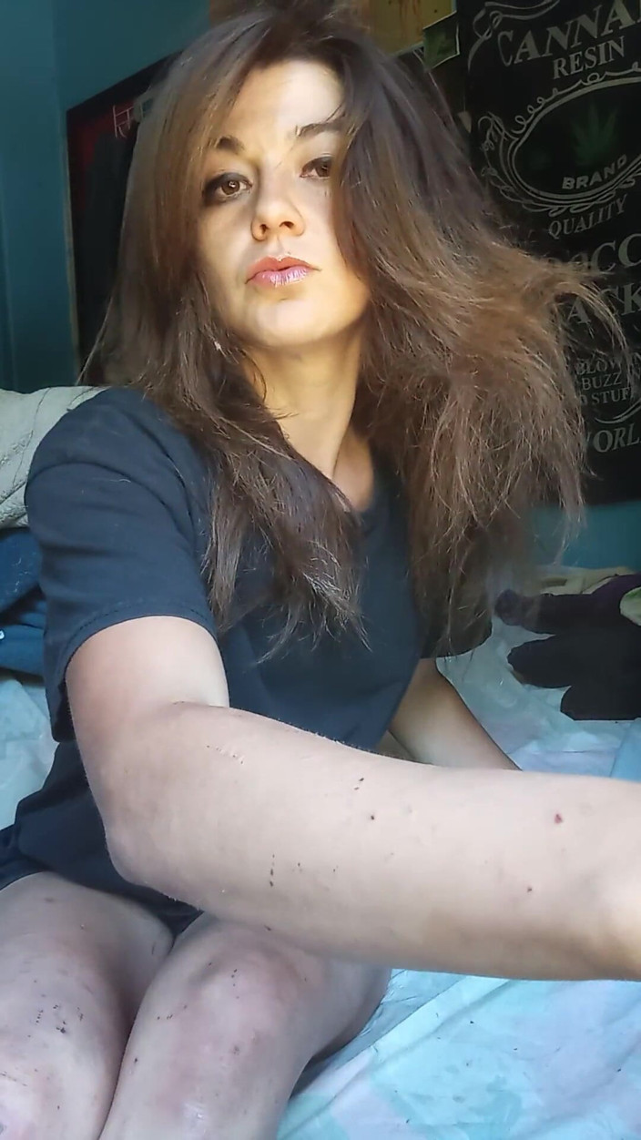 Freakshowsuckerr: Dura foda com vibrador para pequena morena fofa