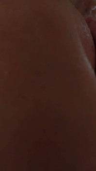 Aku lagi asik cuci kaki dan kaki pov