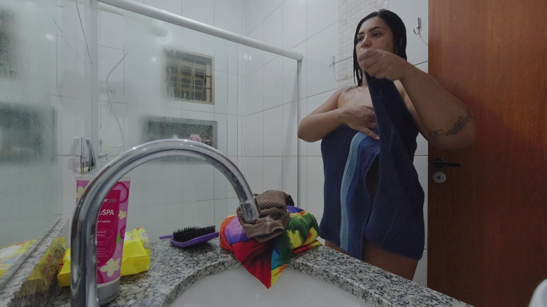 Mattos Movies: Camera on Hot Stepcousin in the Shower - I Can’t Wait...
