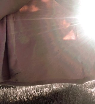 Dirty Knix: Squirting in the sunshine