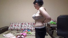 Sexy Milf: Miluji své obrovské kozy! Rostly tak rychle!