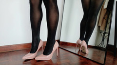 Kinky Lyrical: Welche Absätze sehen am besten aus? Schwarzes nylon