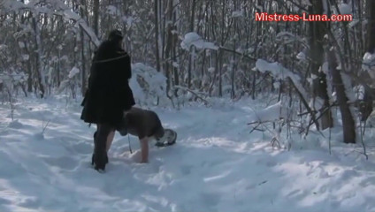 Mistress Luna: Cold day for training