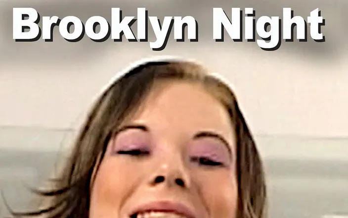 Edge Interactive Publishing: Brooklynský noční striptýz postele