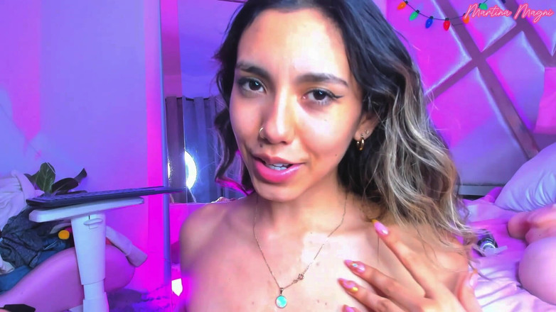 MartinaMagni: Chcę osuszyć twoje jaja, jeżdżąc na tobie i ssąc cię