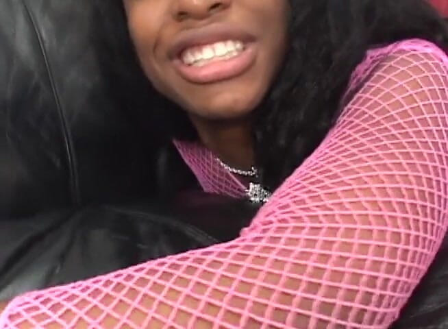 Lesbo Tube: Ebony sluts with big red strapon