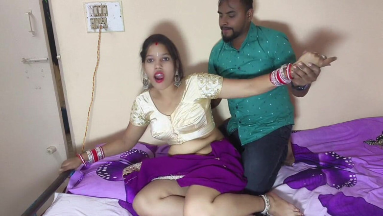 Sona bhabhi: Sexy indická žena v domácnosti Odia a nevlastní bratr si udělají...