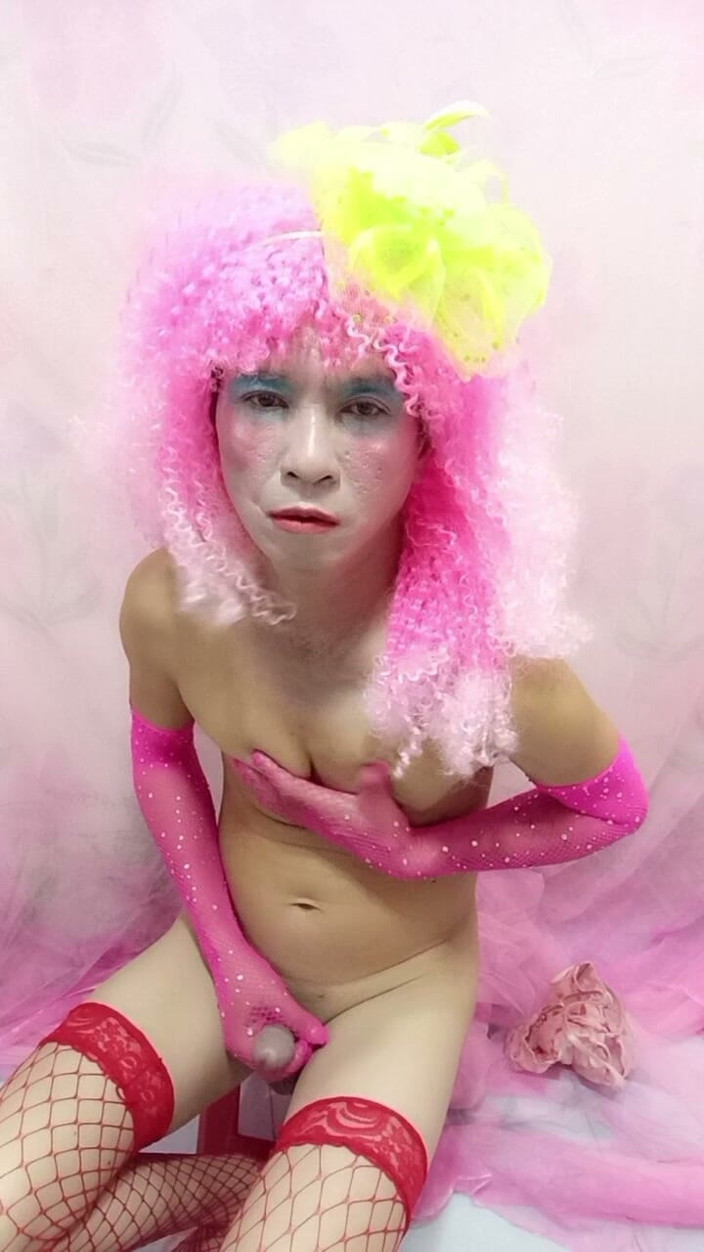 nguyen dang thien tri: Oanh le变性人穿着性感的衣服