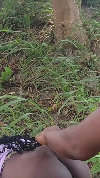 Ik neuk m stiefbroer in de bush