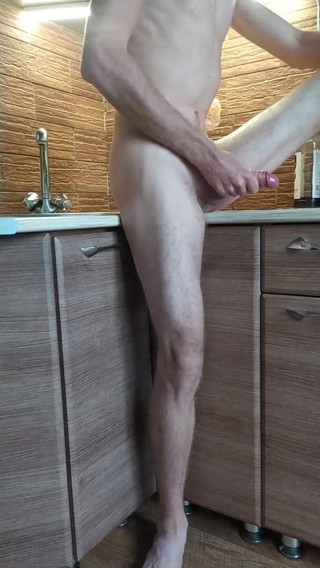 Dick Boys Studio: Дрочка руками на кухні