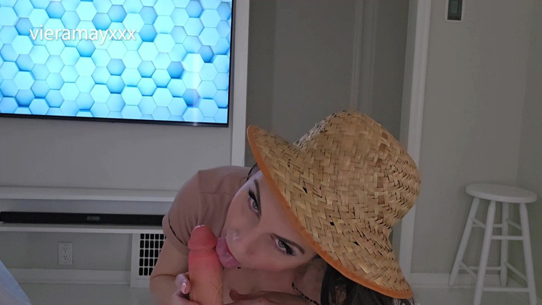 VieraMayXXX: Jane Begs for Cock