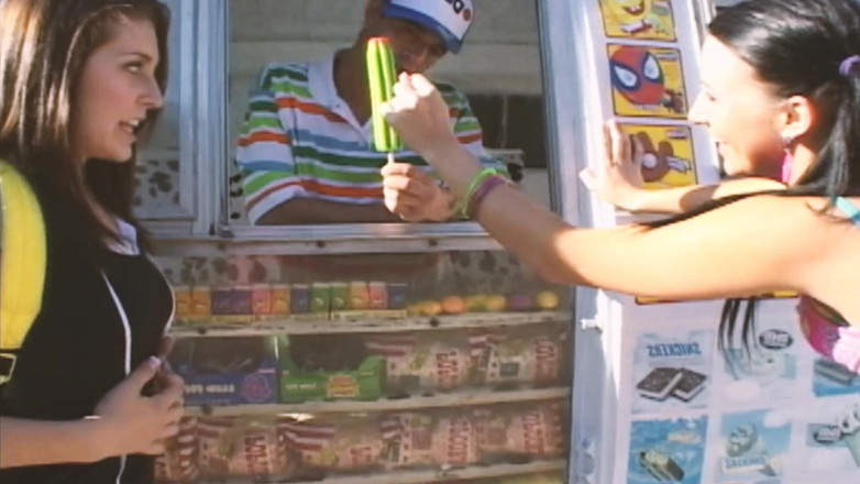 The Window of Sex: セクシーなアイスクリームシーン - 3_sexy豊満で曲線美のあるブルネットがアイスクリームマンとセックス