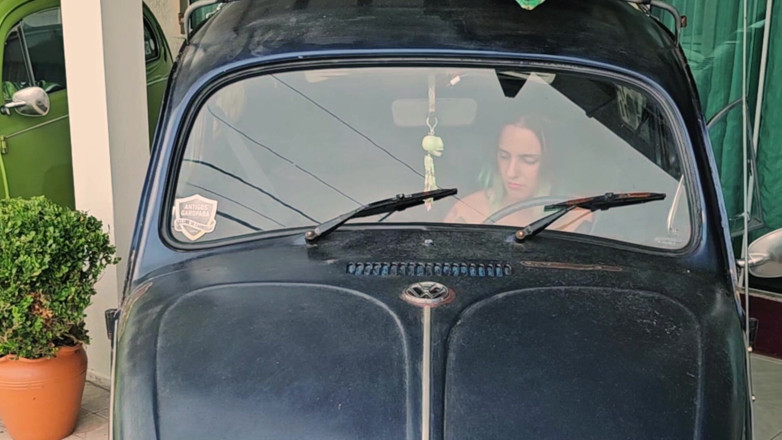 M4ndy: telanjang dan hotwiring the Beetle