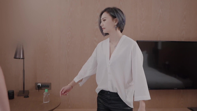 Asian Milfs n Teens: Tuan wanita hidraulik membantu tetamu detoksifikasi prostat - Milfs perv dan...