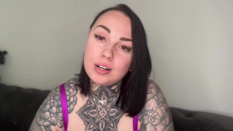 Miss Valentina: The Blackmail Club