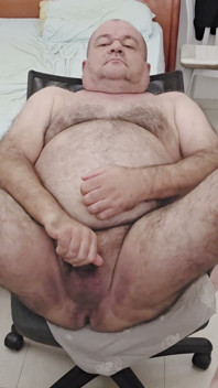 Horny Daddy Exposing and Pleasing Himself Again - Ilovetobenaked
