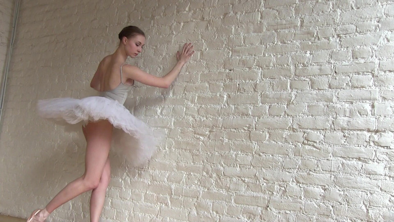 Stunning18: Ballerina trainend