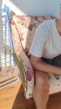 配達員!俺はセックスのために金を払う男に昼食を持っていく