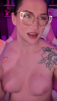 Eva Happy Asshole