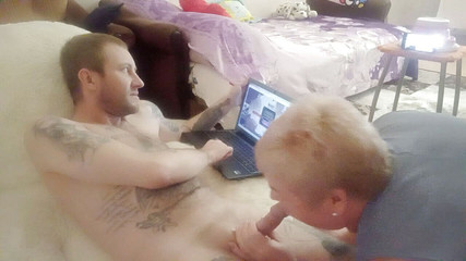 Zona901: Hraji si na počítači, honím a kouřím