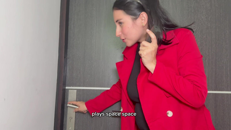 Jenifer Play: Parodia. Chica Embarazada Lucha Con Un Haker, Termina Dominandolo Con...