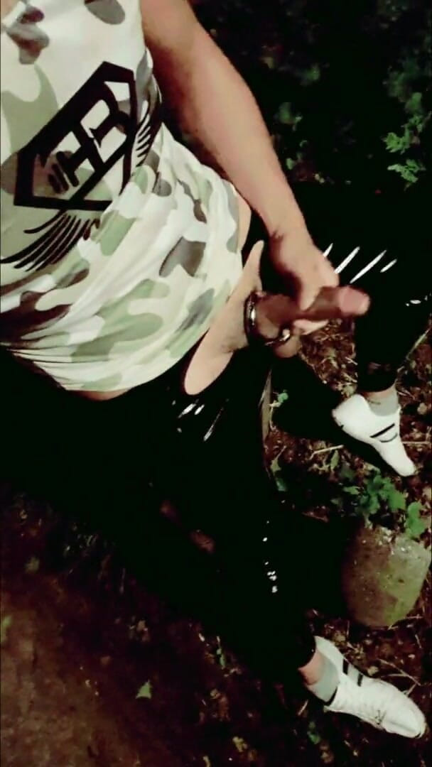 Slutboyben: Slutboyben cam4 con đĩ cao su gợi cảm lộ hàng công...