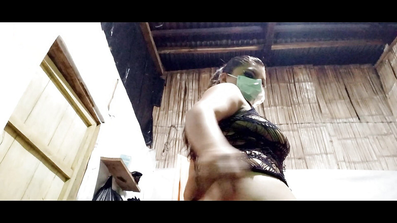 Martin13: La mia sorellastra indossa lingerie colombiana, inizia a fare da...