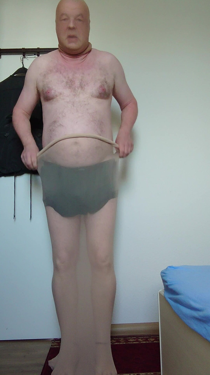 Carmen_Nylonjunge: Carmen nylonjunge thử nylon để có cơ thể trọn vẹn