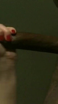 Vollbusige milf wird von bbc anal geknallt