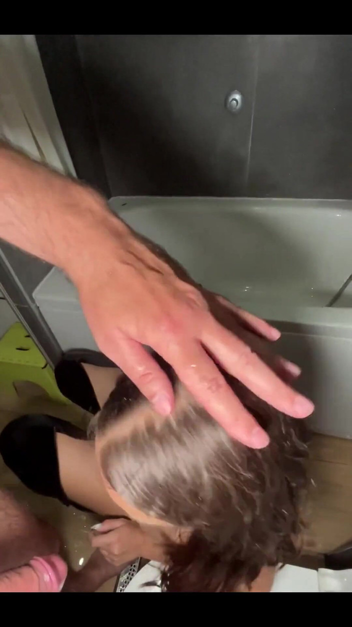 Crypto Mommy: Глибокий заглот