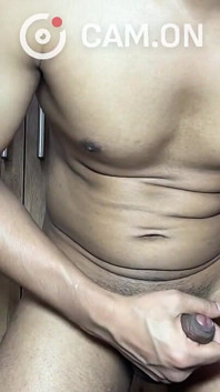 Hot Sexy Gym Boy Cam Sex Hand Job