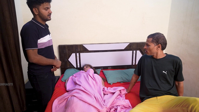 Aaka: Těsná kundička Desi Bhabhi tvrdě ošukaná Devarem a jejím manželem...