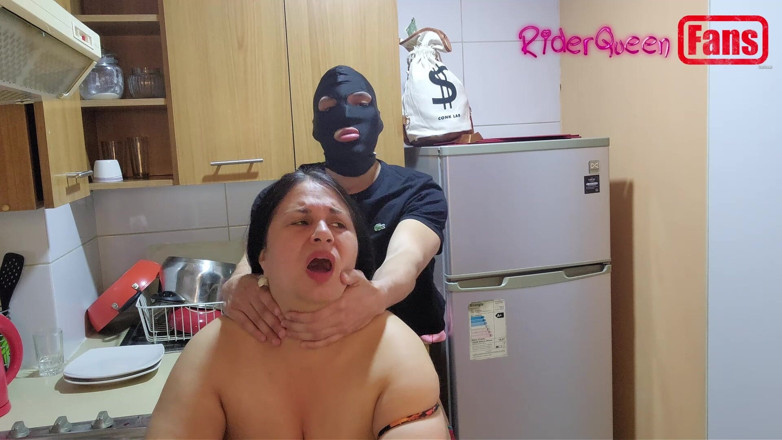 Riderqueen: Video per i fan; Le fantasie di riderqueen in cucina