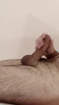 Éjaculation dans son lit 4 fois