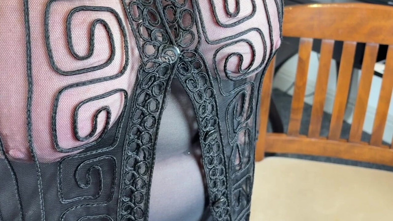 Aunty Sandra vintage girdle queen: Vgq23 teyze Sandra klasik dikişli çoraplarını takıyor