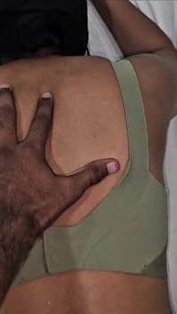 Padosi Ne Ghar Me Aake Choda Bhabhi Ko