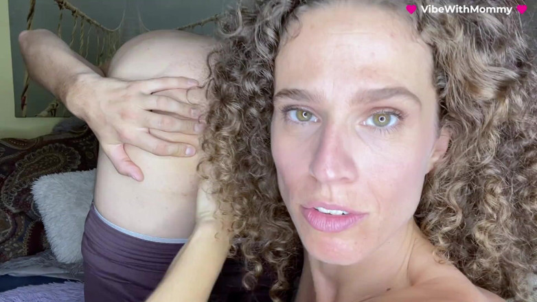 VibeWithMommy: Stepmommy Eats Farts and Is Embarrassed