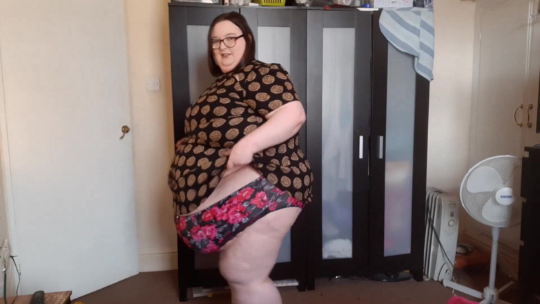 SSBBWLadyBrads: SSBBW date night prova a scoppiare pulsanti