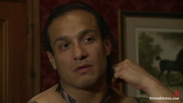 Divine Bitches by Kink: Schlafanzug-party