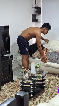 Fucking ibu tiri saya yang terangsang