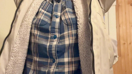 sweethanajapanese: Hana Tuvalette Oturup Kıllı Amını Temizliyor