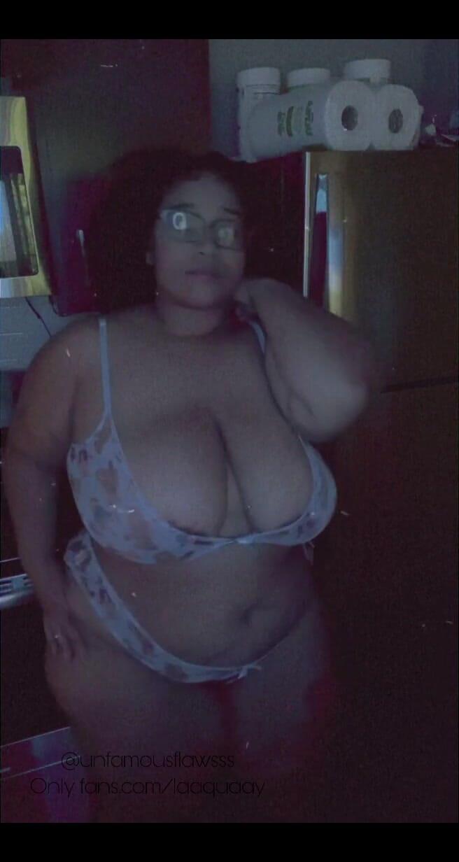 Biggdebbie solo: I’m sober asf.