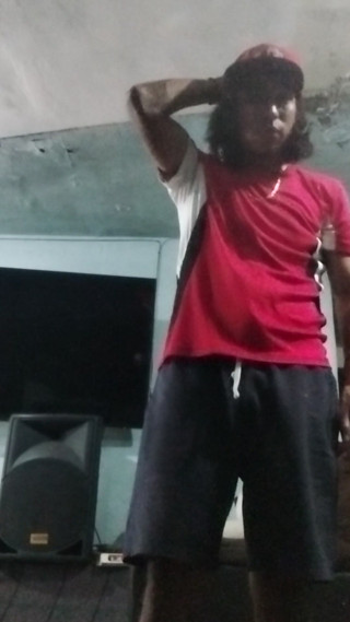 Alex Alejandro: Goes Crazy When Exercising