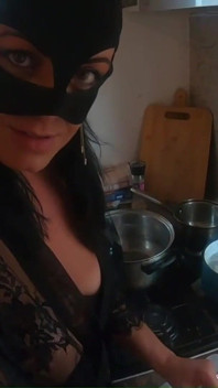 Bạn có phiền nếu tôi sử dụng con cu của bạn trong một thời gian