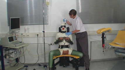 Rubber & Clinic Studio - 1ATOYS: Химерний гумовий досвід