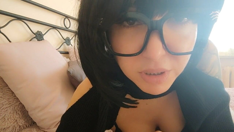 savannahamatoriale: Stepson, you shouldn't lean yours ..... on my buttocks while I...
